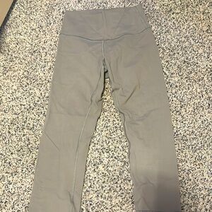 Lululemon color green size 6. 25 inch